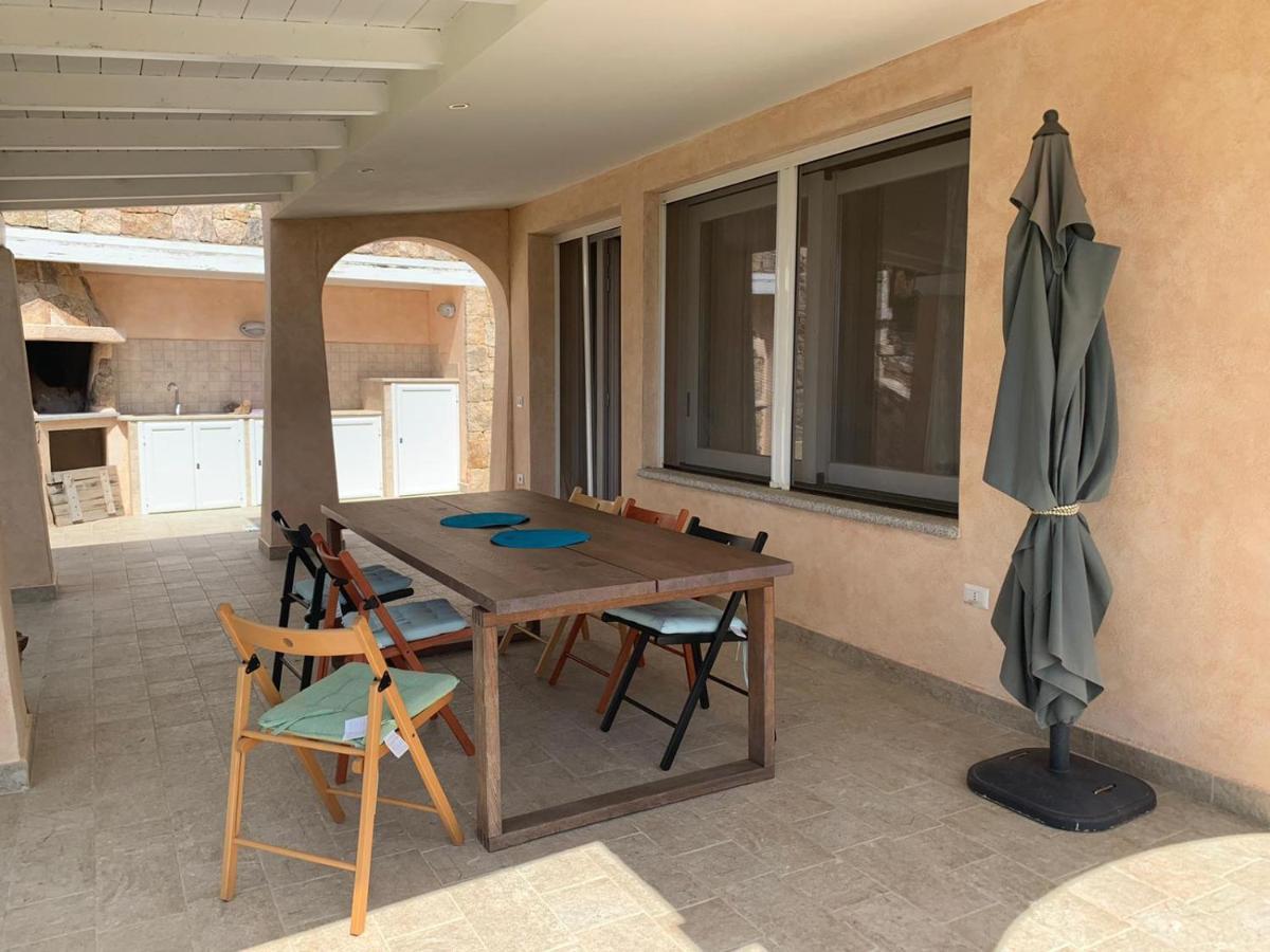 Villa Il Borgo Del Mare Budoni Esterno foto
