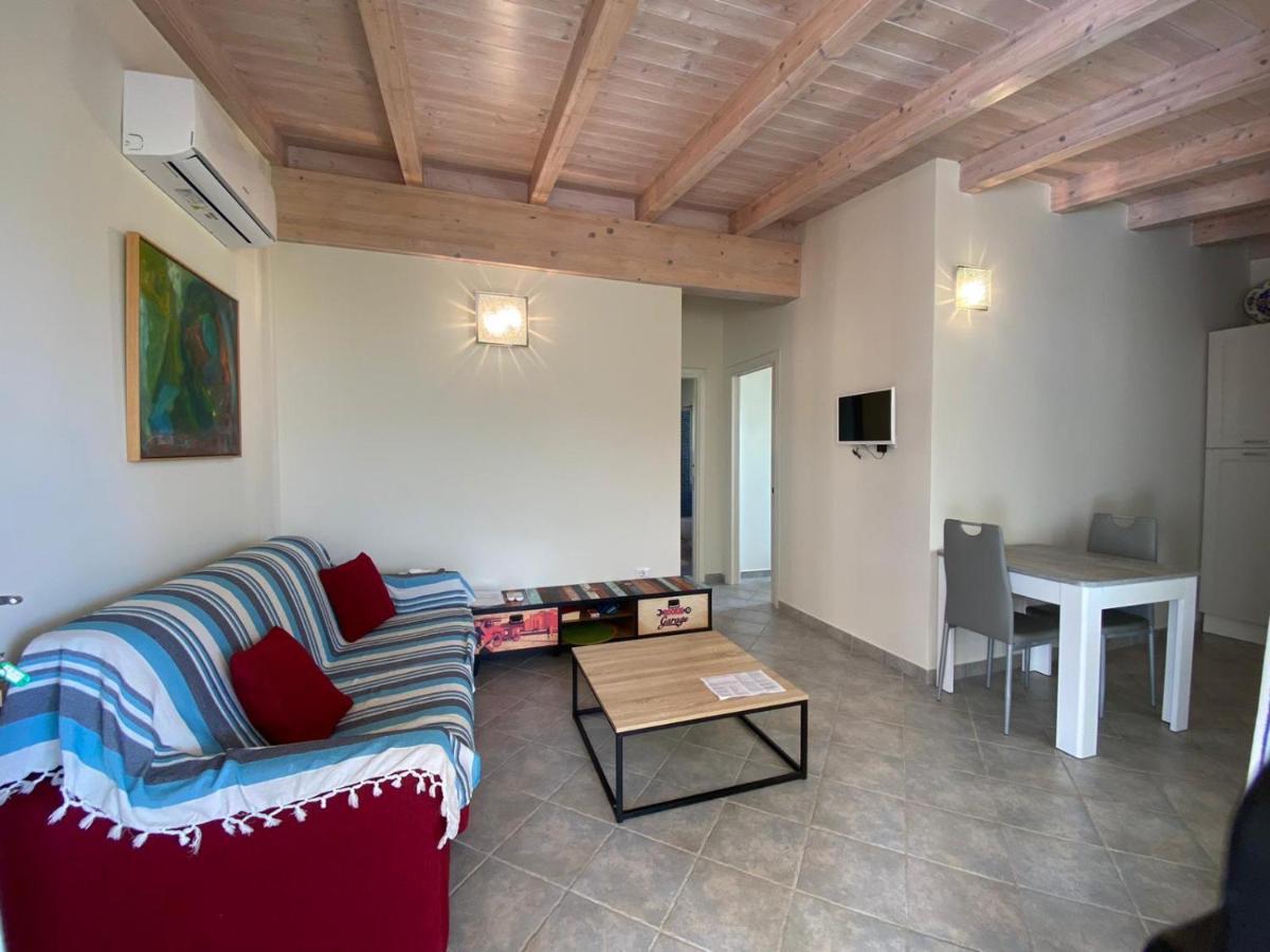 Villa Il Borgo Del Mare Budoni Esterno foto