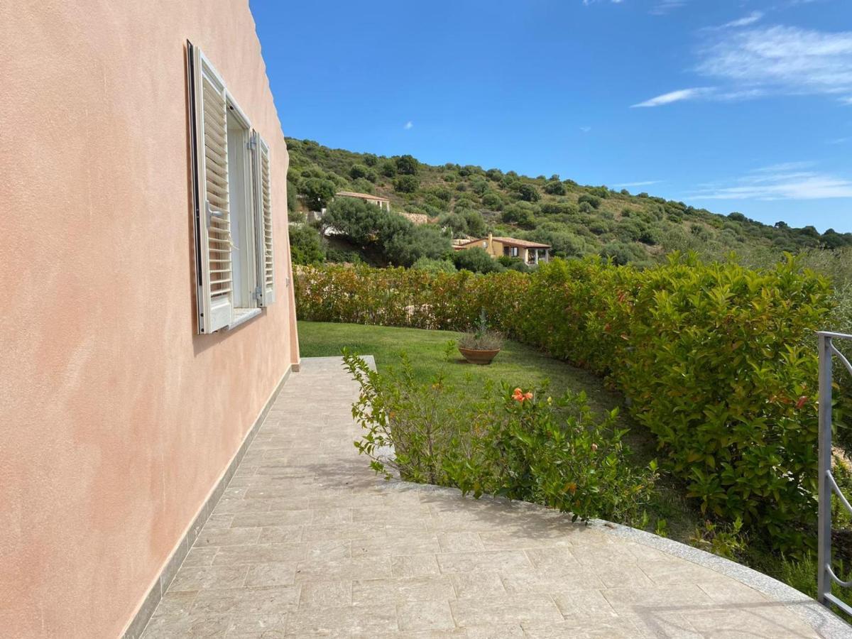 Villa Il Borgo Del Mare Budoni Esterno foto