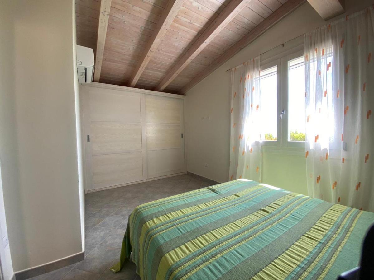 Villa Il Borgo Del Mare Budoni Esterno foto