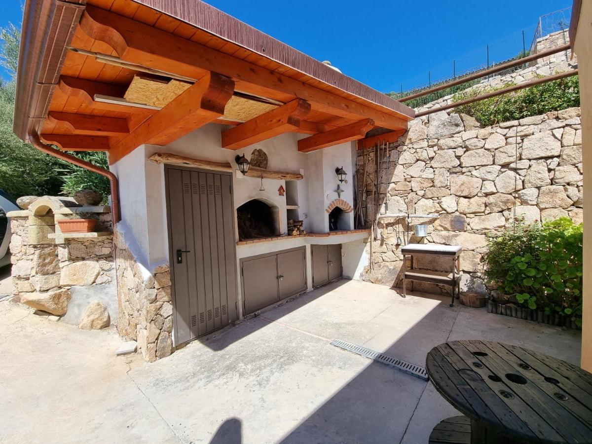 Villa Il Borgo Del Mare Budoni Esterno foto