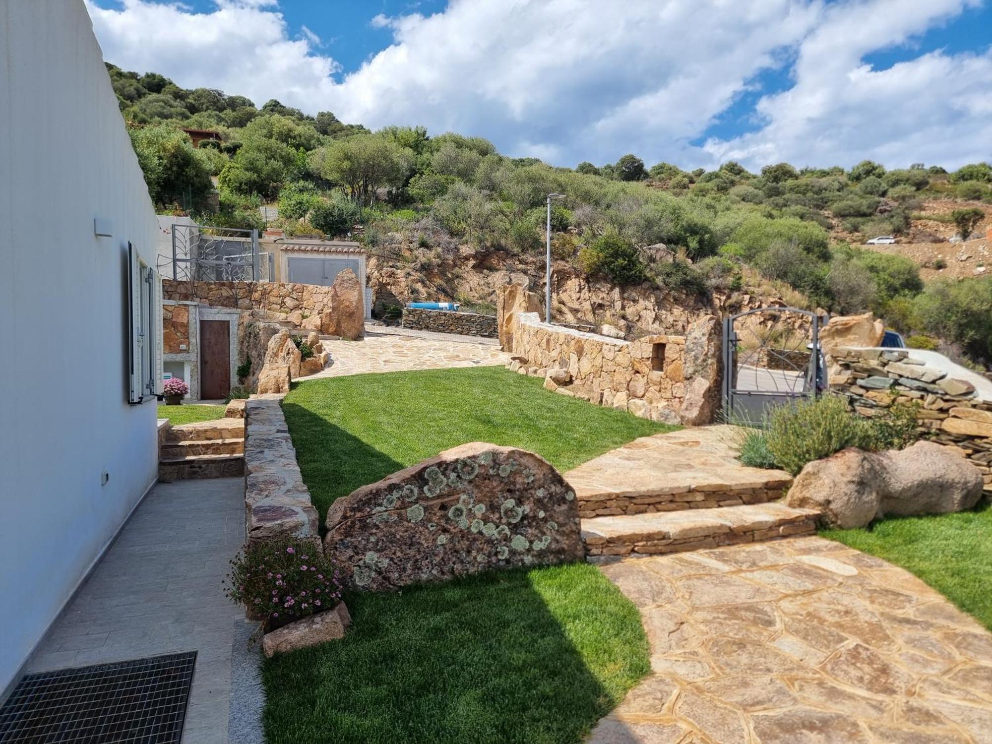 Villa Il Borgo Del Mare Budoni Esterno foto