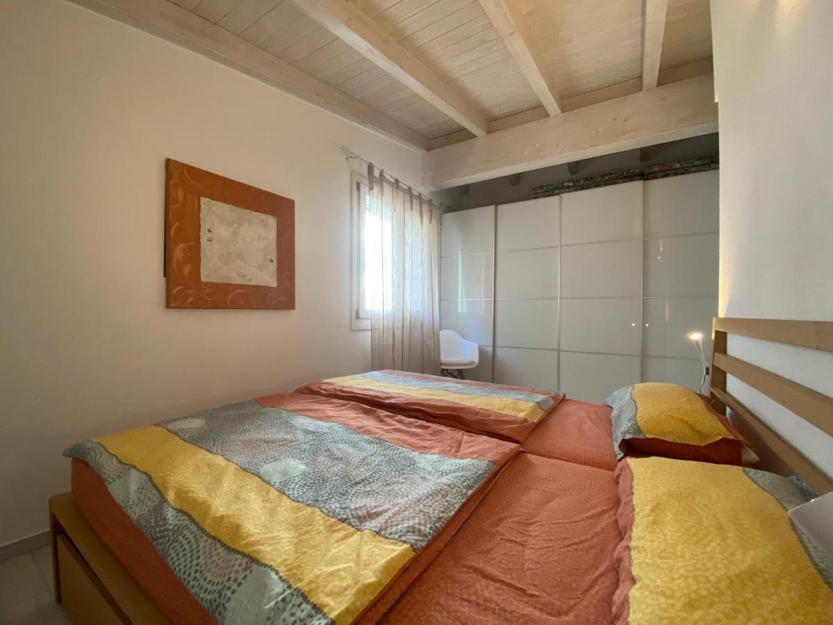 Villa Il Borgo Del Mare Budoni Esterno foto